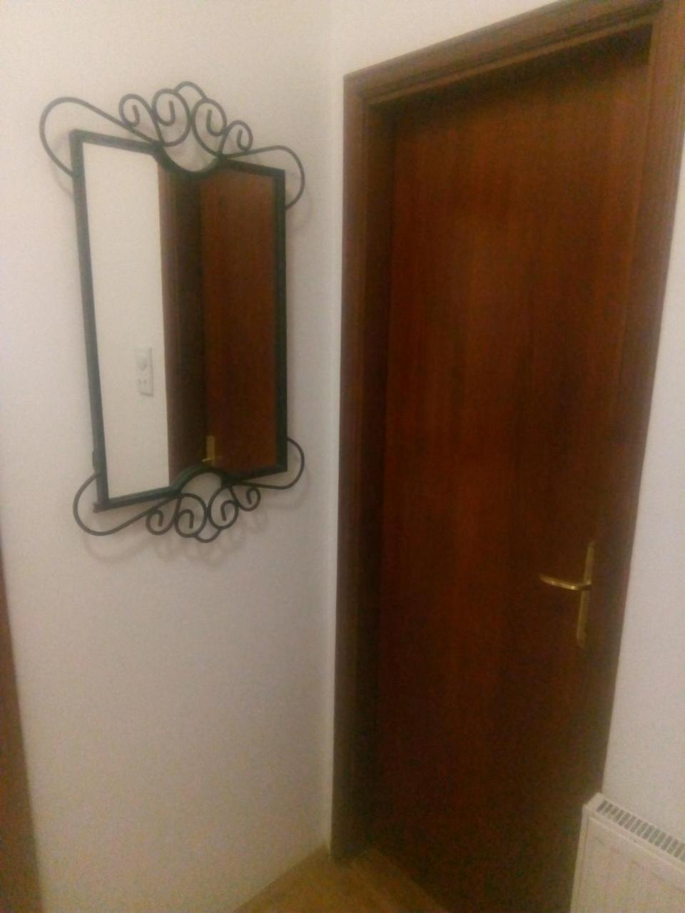 Ivana Center Novi Sad Luaran gambar