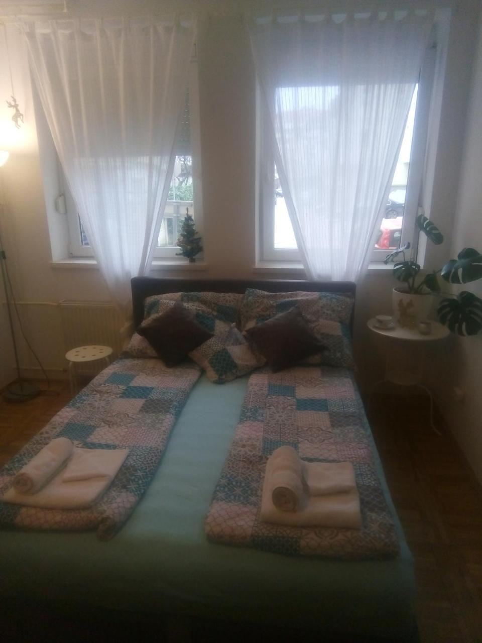 Ivana Center Novi Sad Luaran gambar