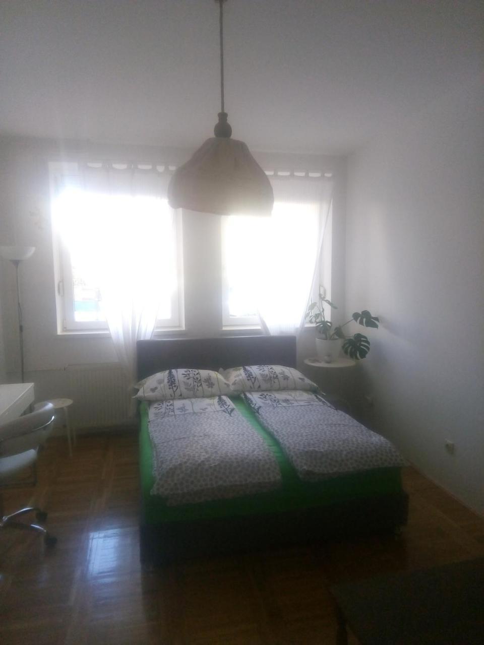 Ivana Center Novi Sad Luaran gambar